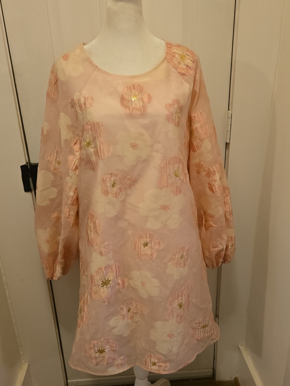 NWT En Crème Love You Too Floral Dress Size M